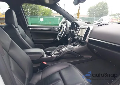 2015 Porsche Cayenne S z USA, uszkodzony, nr VIN WP1AB2A28FLA57059